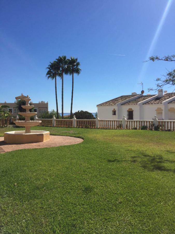 Adosado Villa Estepona Bagian luar foto